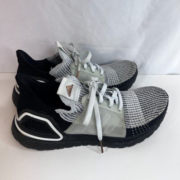 Adidas Ultra Boost 19 Sneakers Lace Up Women's Size 8 Comfort Running Shoe - Picture 2 of 10